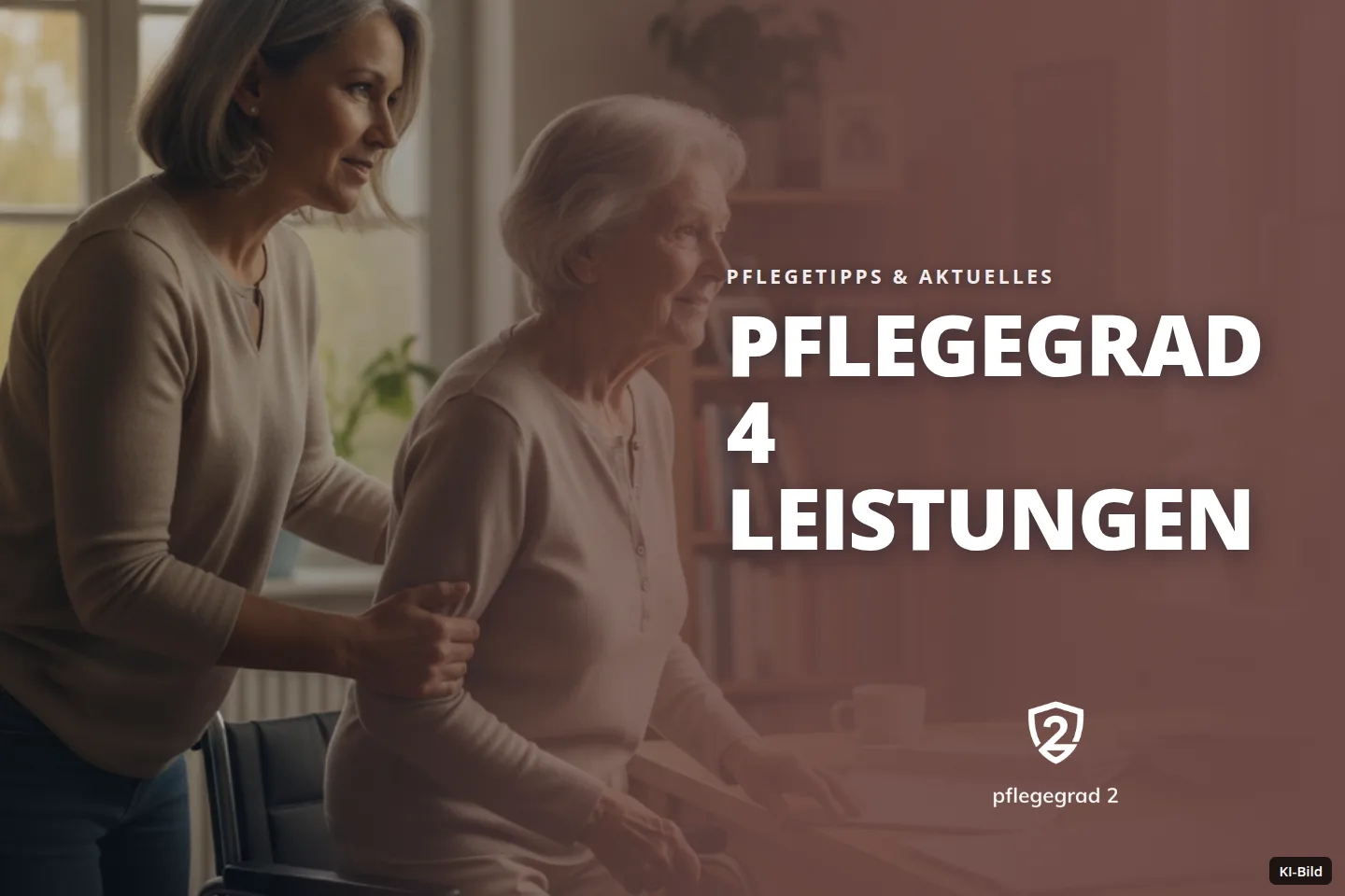Eine jüngere Frau hilft einer älteren Frau, sich vom Rollstuhl an einen Tisch zu bewegen, in einem Wohnraum.