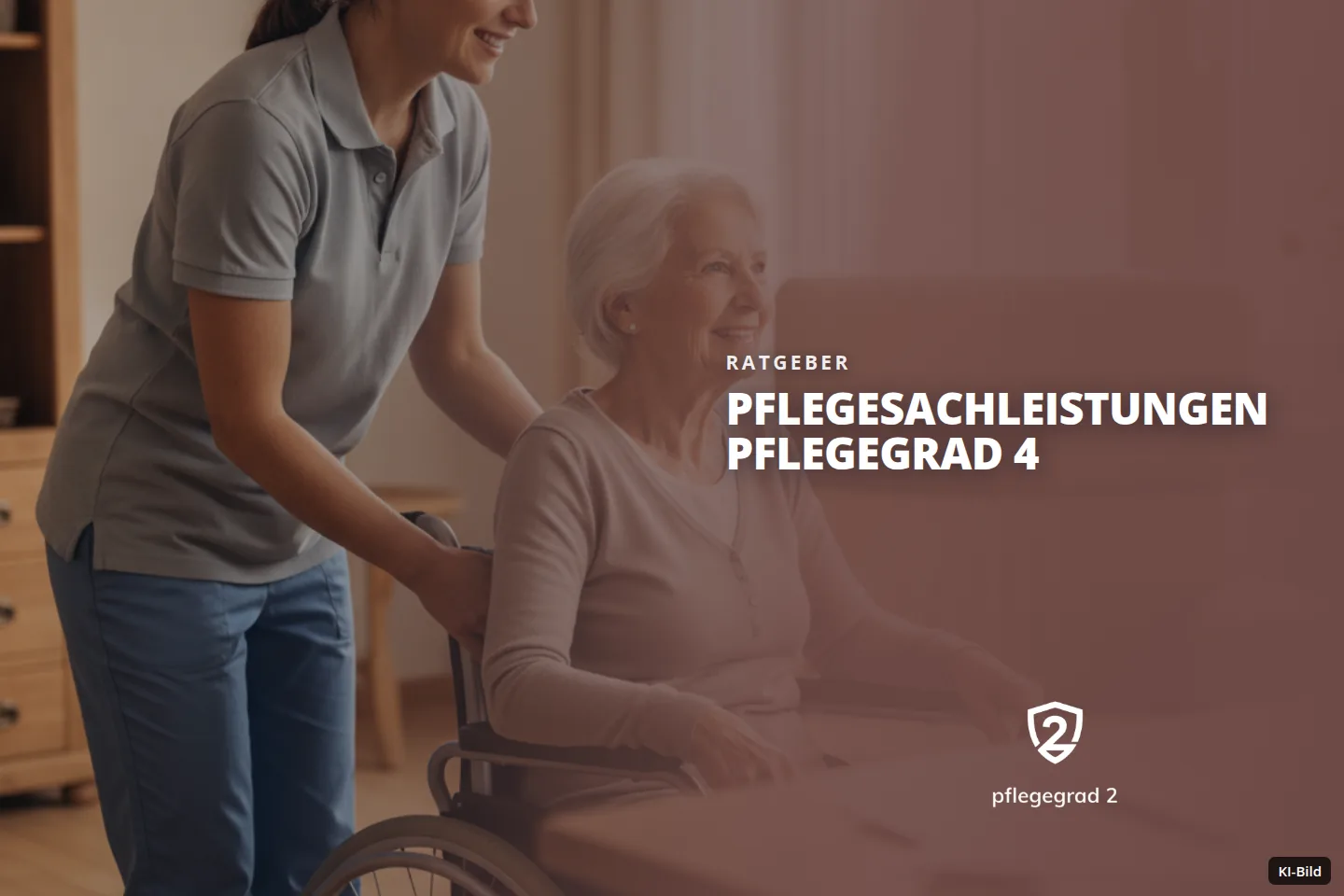 Eine Pflegerin schiebt eine Seniorin im Rollstuhl in einem Wohnraum. Eine Pflegerin schiebt eine Seniorin im Rollstuhl in einem Wohnraum.