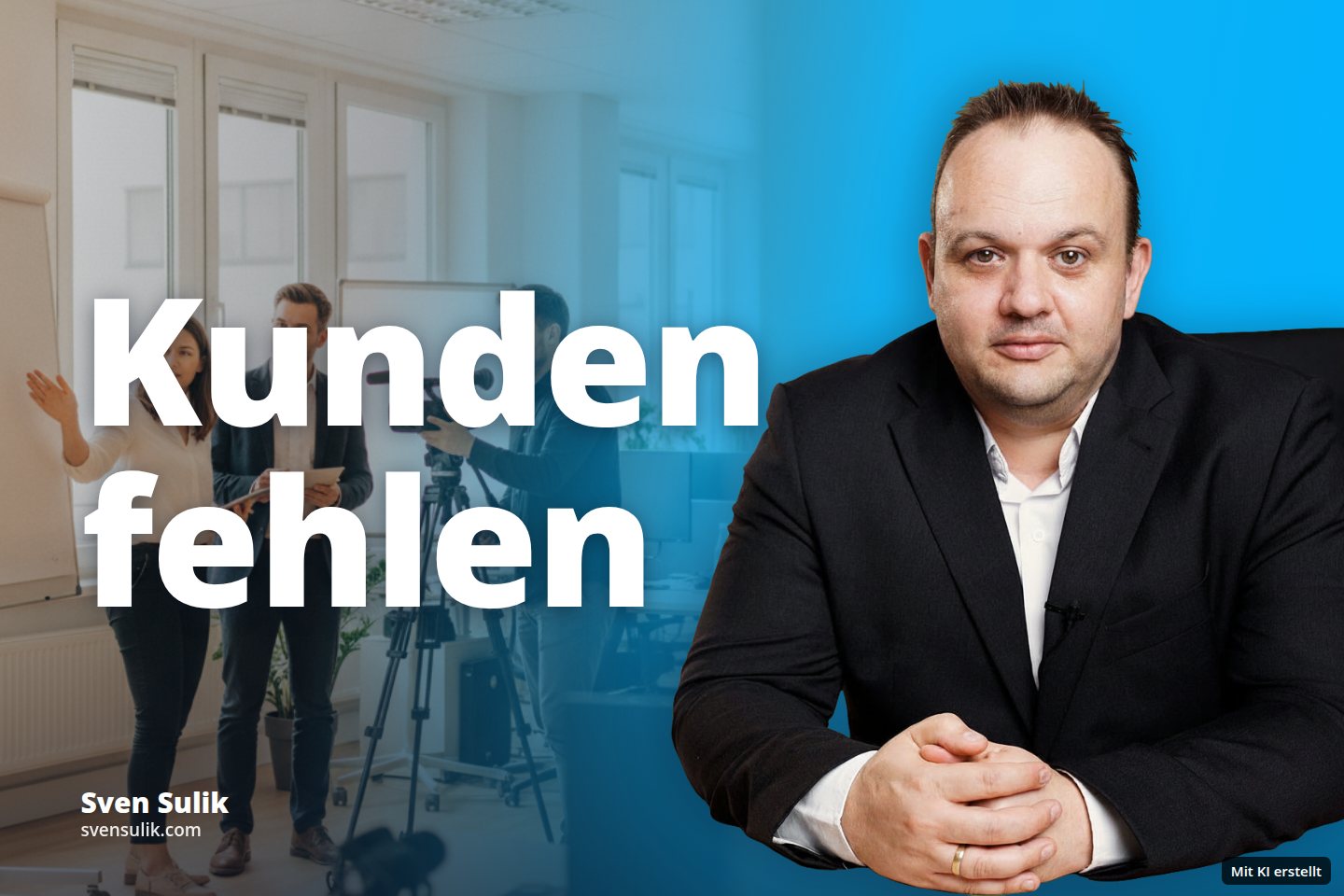 Ein Kameramann filmt zwei Personen bei einer Präsentation im Büro.